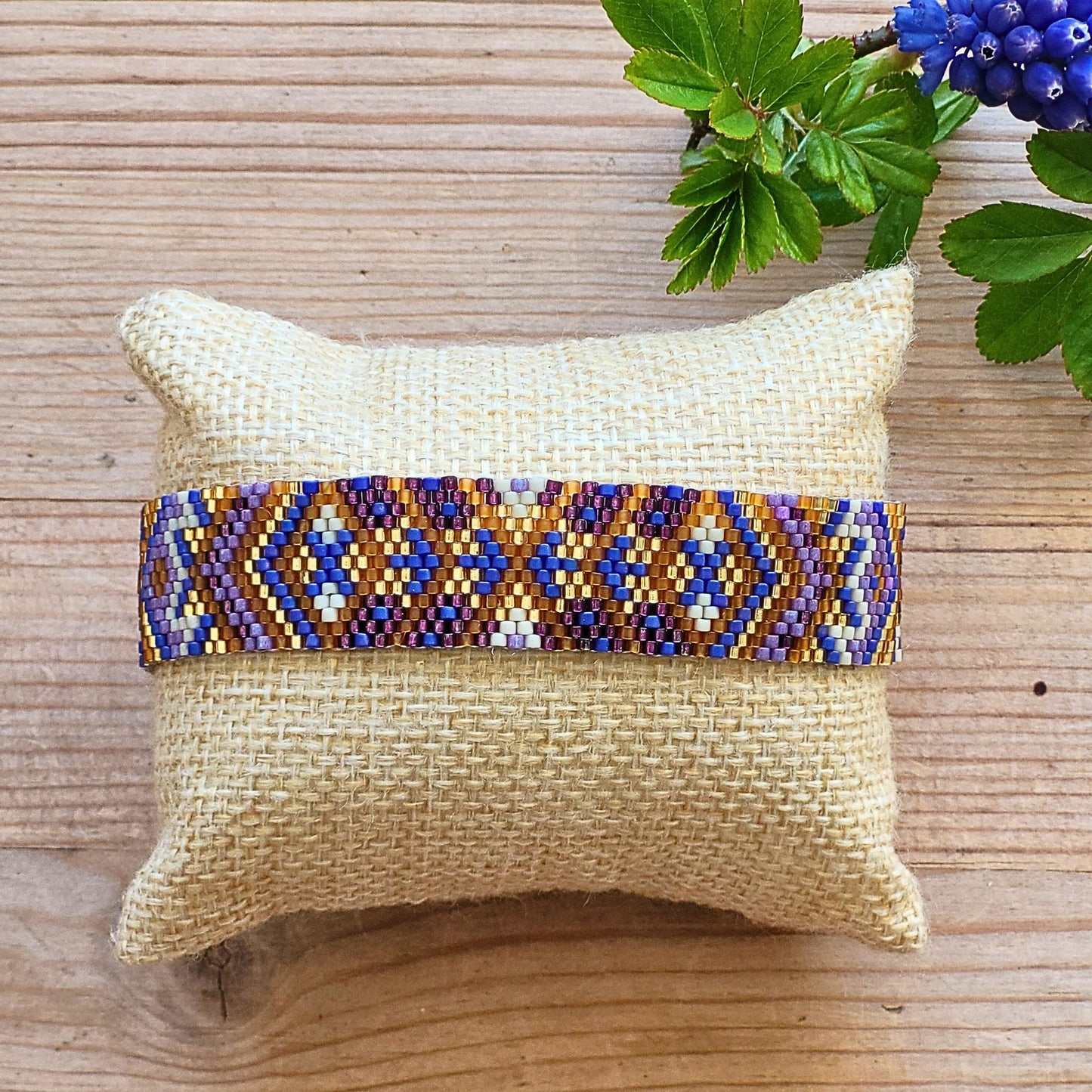 Linda – Håndvævet armbånd i telarteknik med justerbare modeller