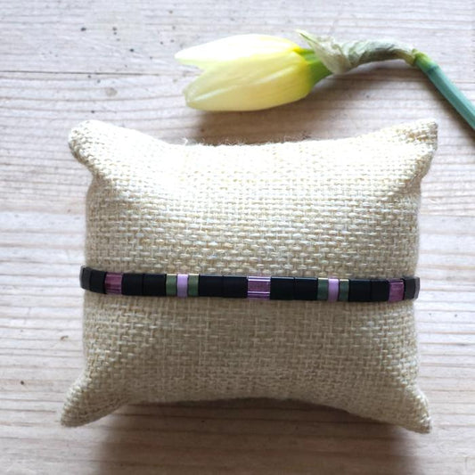 Lys & Ro armbånd – Justerbart håndlavet armbånd med Tila-perler og elegant finish