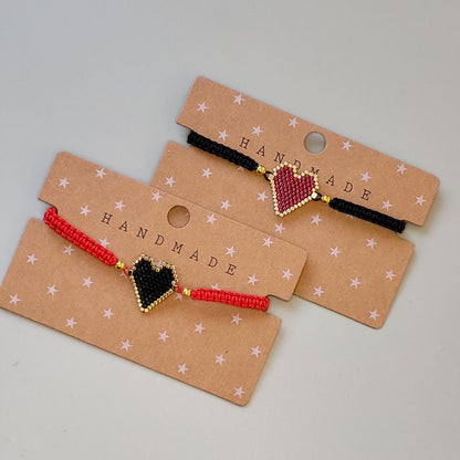 Loveyou armbånd – Håndlavet armbånd med hjerter og justerbar lukning