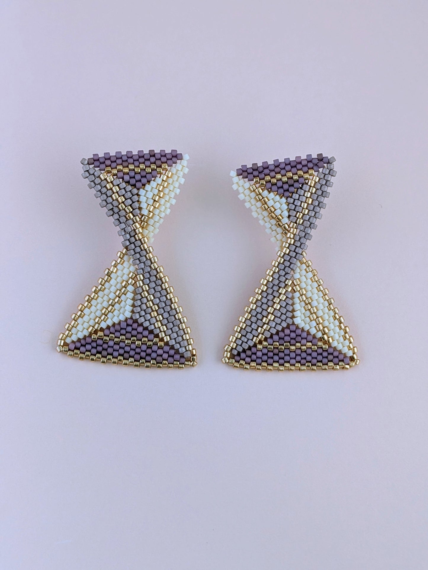 Geometriske håndlavede øreringe med Miyuki-perler – Echo