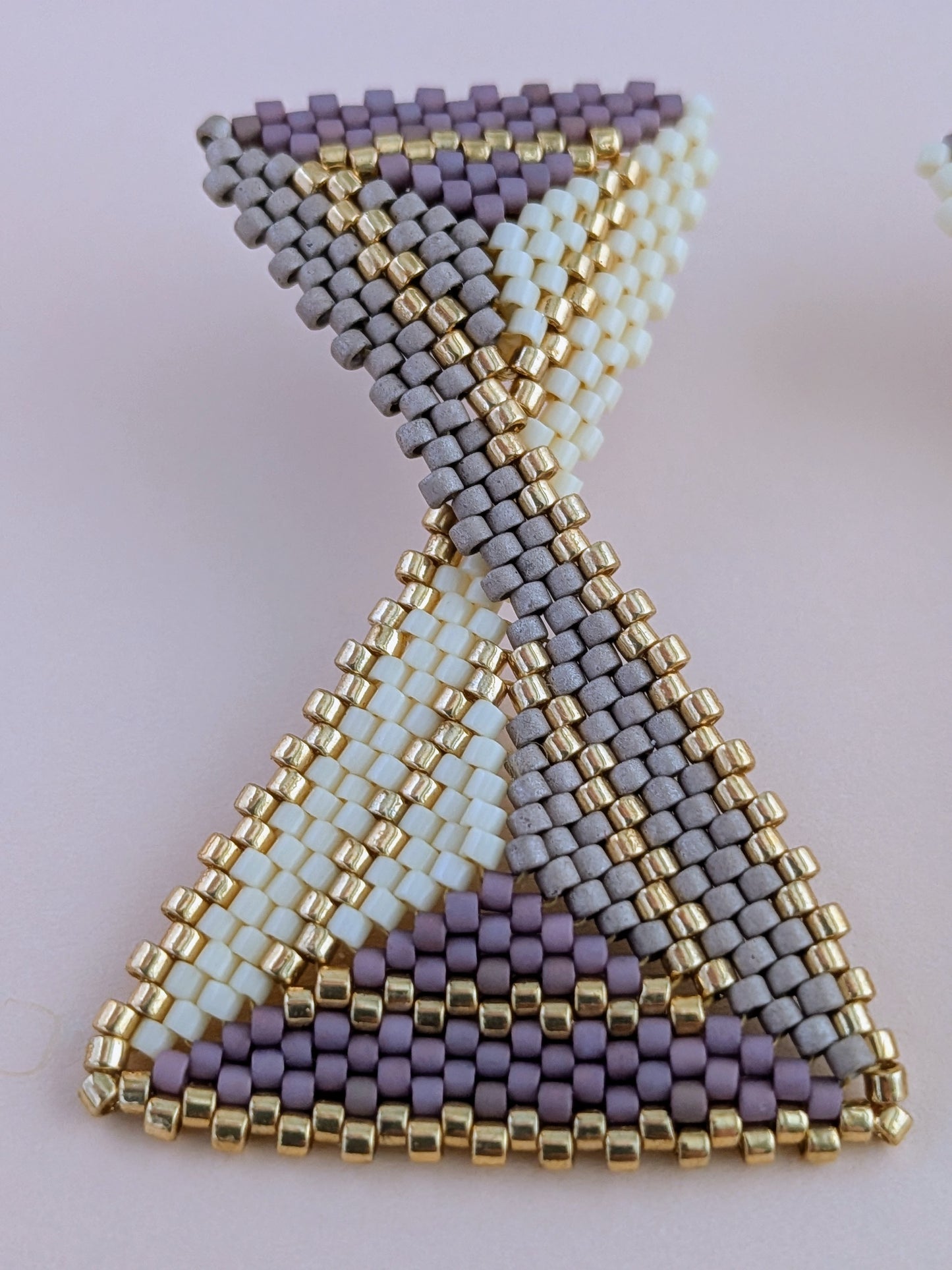 Geometriske håndlavede øreringe med Miyuki-perler – Echo