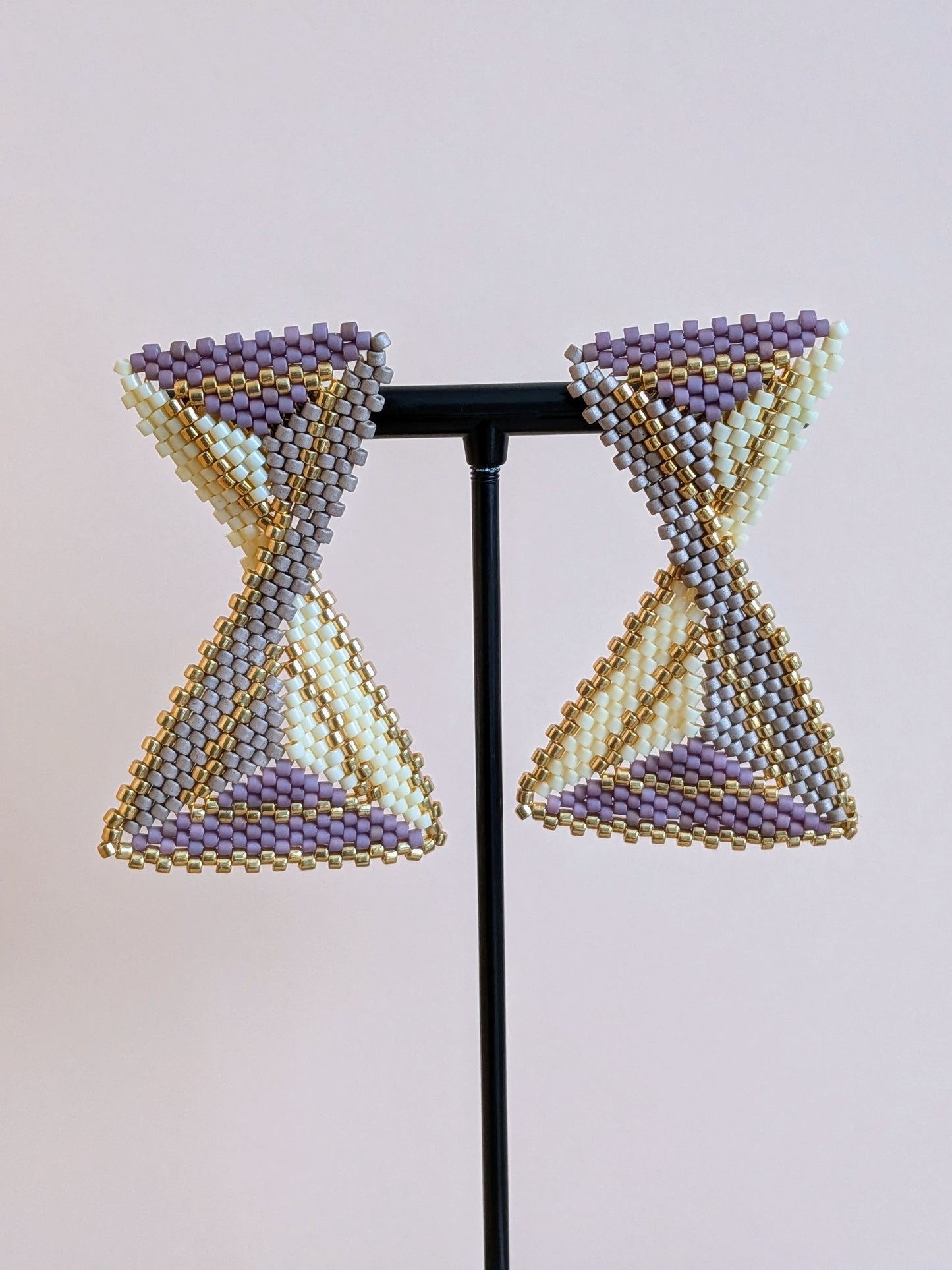 Geometriske håndlavede øreringe med Miyuki-perler – Echo