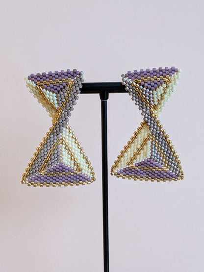 Geometriske håndlavede øreringe med Miyuki-perler – Echo