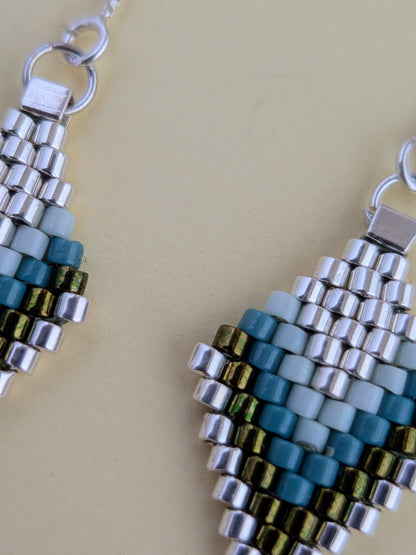 Lette kædeøreringe med Miyuki-perler – håndlavede øreringe – Estela