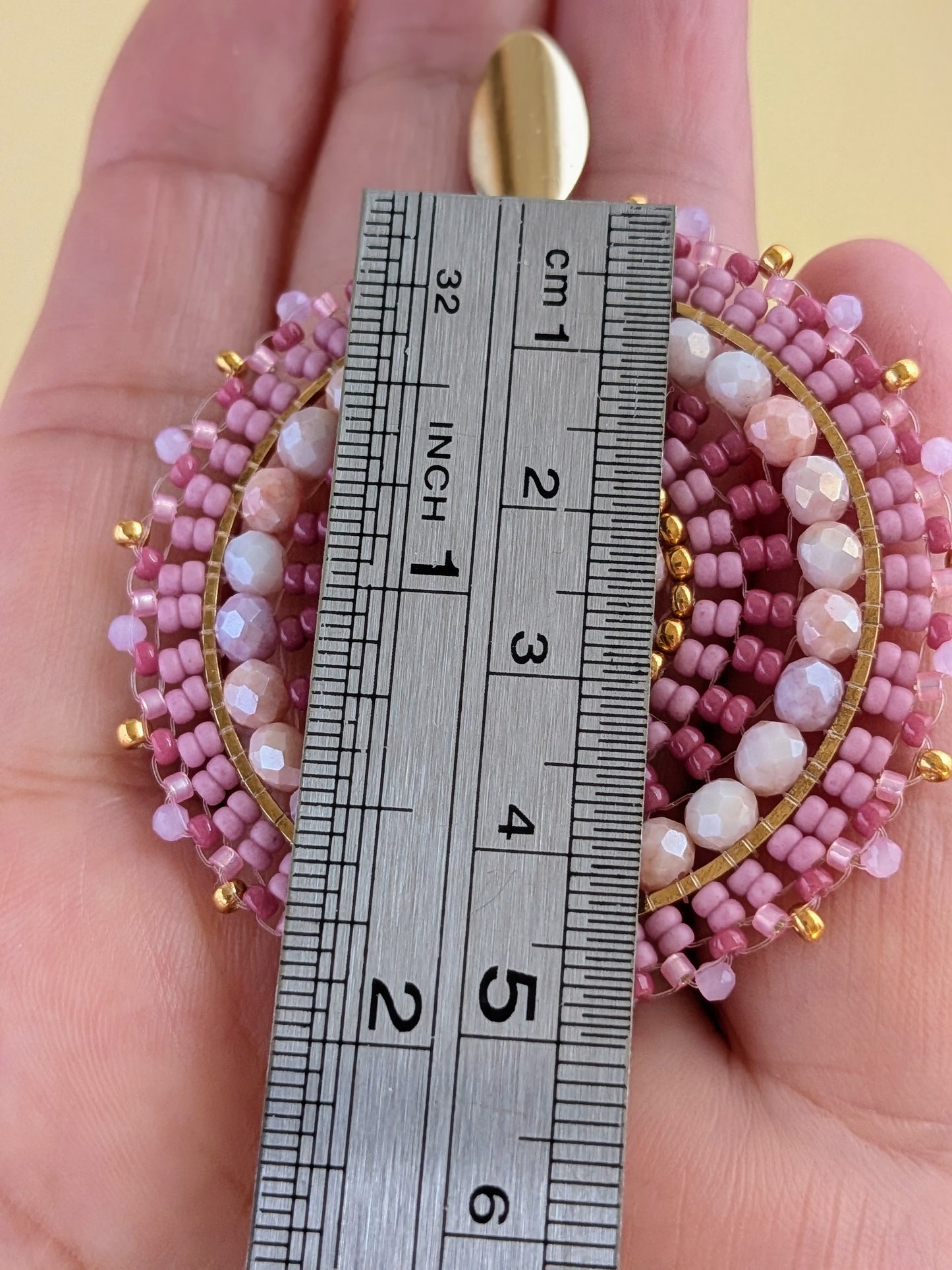 Statement øreringe med Miyuki-perler i mandala design – Maksi Mandala