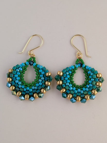 Elegante håndlavede øreringe med Miyuki-perler – Luna